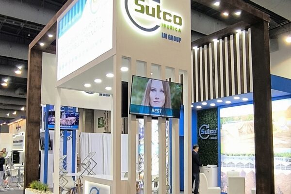 12 SUTCO 6X6 Cabecera Custom a 5 mts, Expo Residuos Marzo 2025